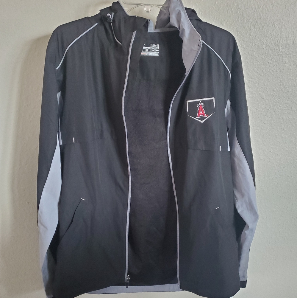 Under Armour Angels Windbreaker